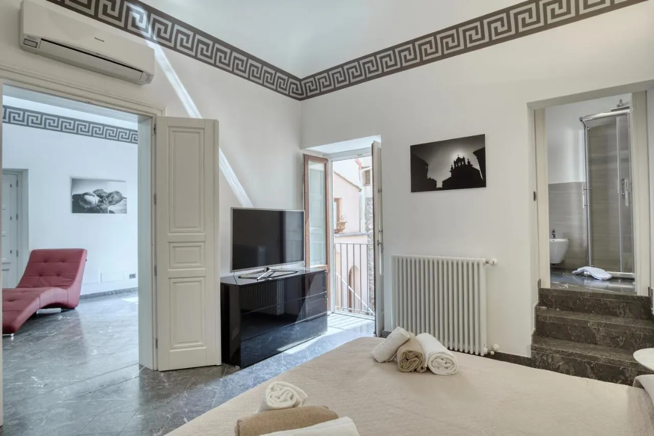Villa Bordonaro - by Vacation Service Cefalù 0*,  Italia